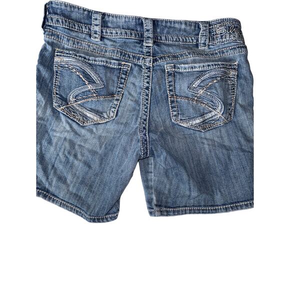 SILVER SUKI DENIM JEAN SHORTS SIZE 31/12 - Picture 4 of 4